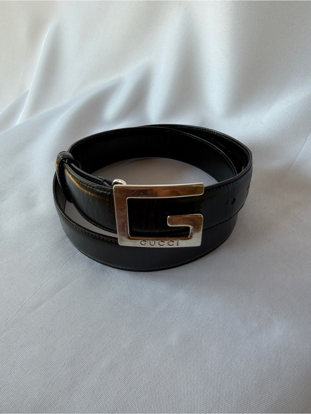 Gucci Black Leather Belt with Silver G Buckle